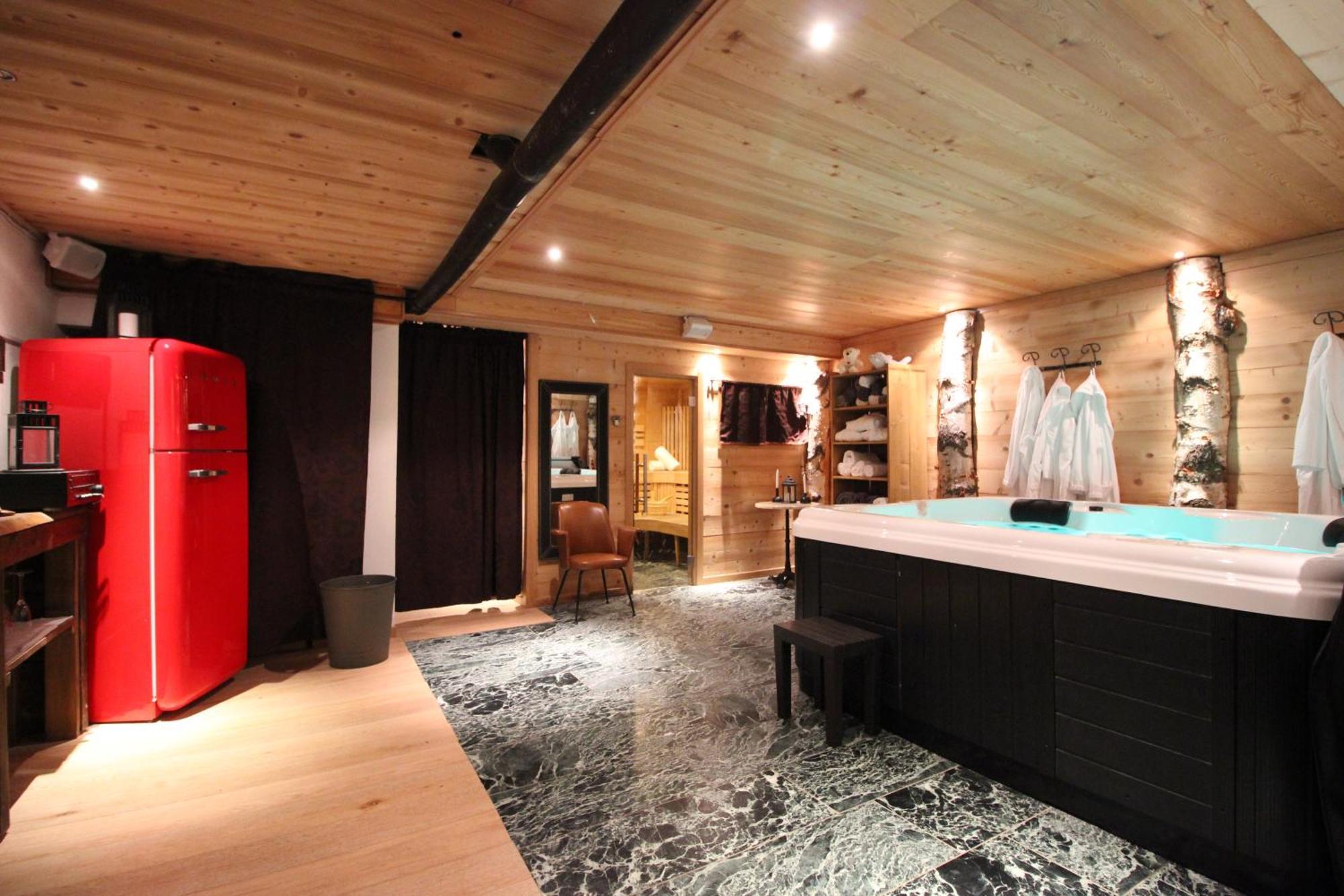 Hotell Millefiori- Alpine Event Lodge Валтурненче Екстериор снимка