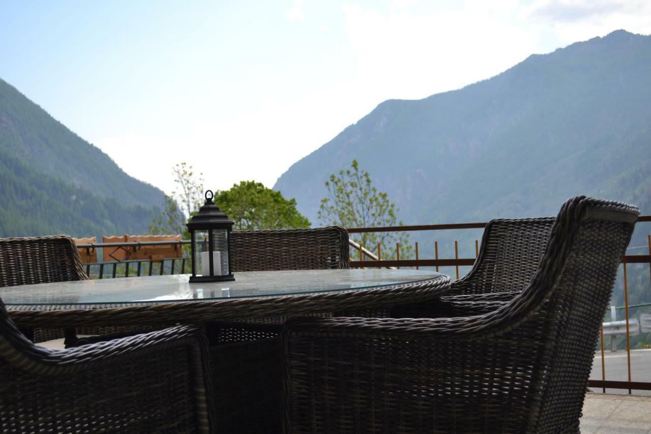 Hotell Millefiori- Alpine Event Lodge Валтурненче Екстериор снимка